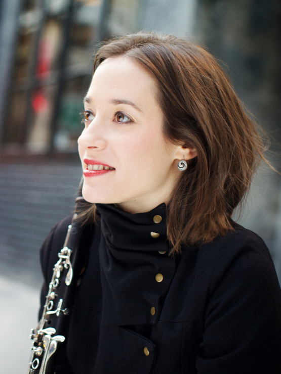 clarinetist romie de guise-langlois, outdoo portrait