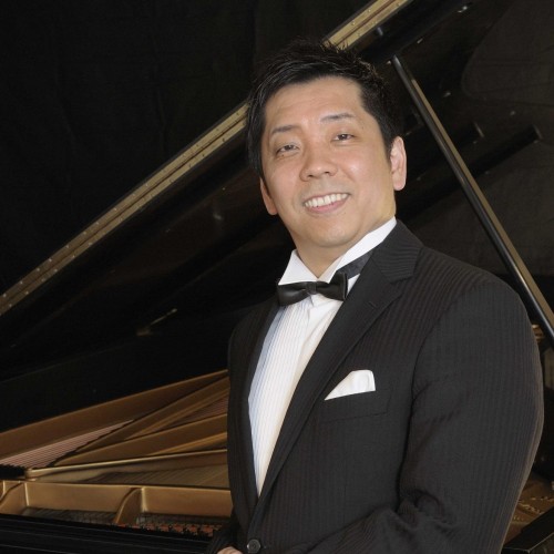pianist akira eguchi, formal portrait