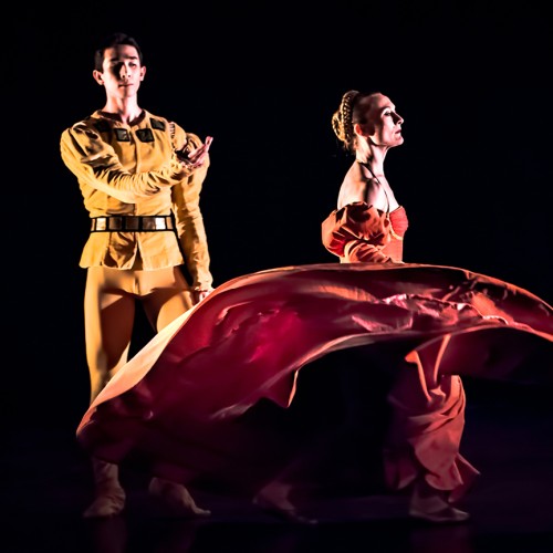 Limón Dance Company dancers in performance