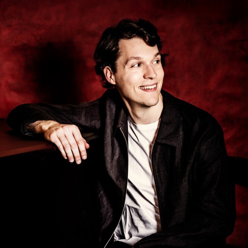 Lukas Sternath, pianist, portrait