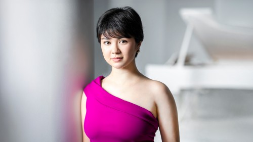 Avery Gagliano, pianist, portrait