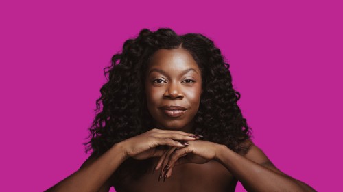 Débo Ray, vocalist, portrait