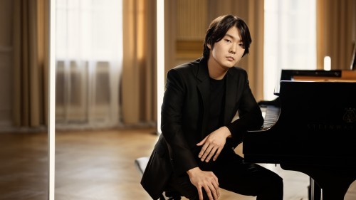 Seong-Jin Cho, pianist, portrait